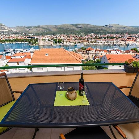 Apartment Trogir City Esterno foto