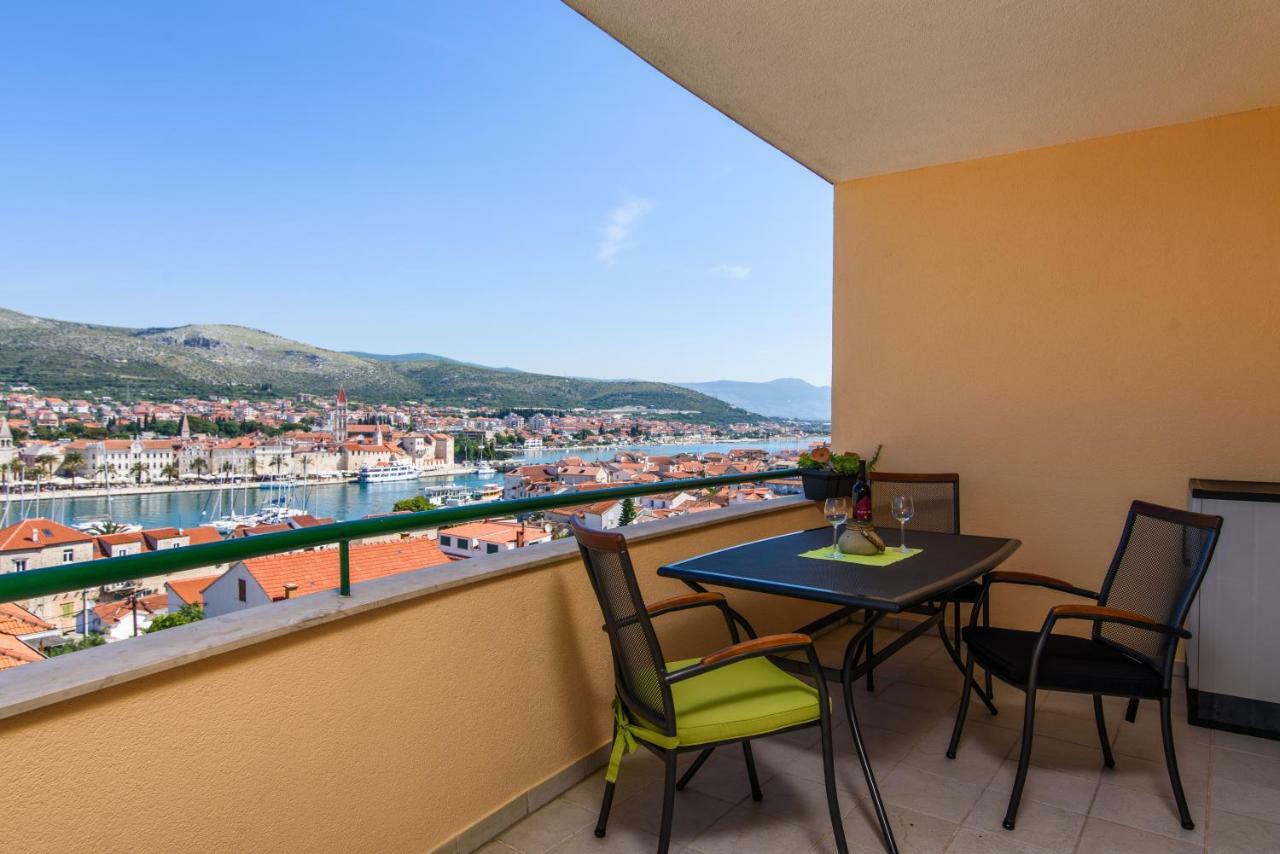 Apartment Trogir City Esterno foto